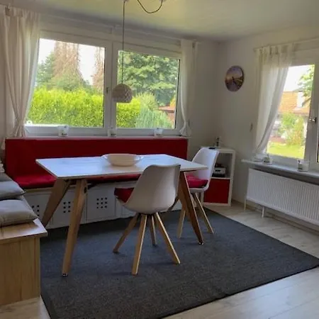 Mit Sauna Und Grossem Garten, Hunde Willkommen