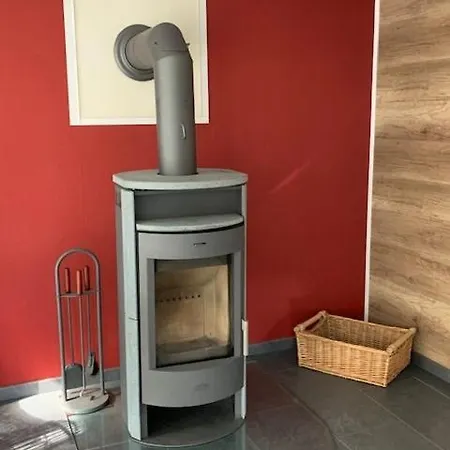 Holiday home Mit Sauna Und Grossem Garten, Hunde Willkommen Helferskirchen