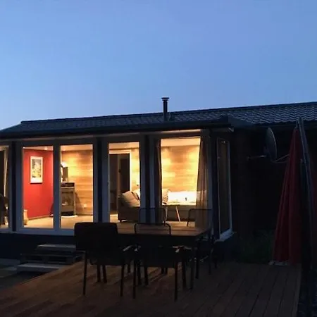 Holiday home Mit Sauna Und Grossem Garten, Hunde Willkommen Helferskirchen