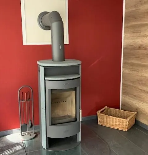 Feriehus Mit Sauna Und Grossem Garten, Hunde Willkommen Helferskirchen