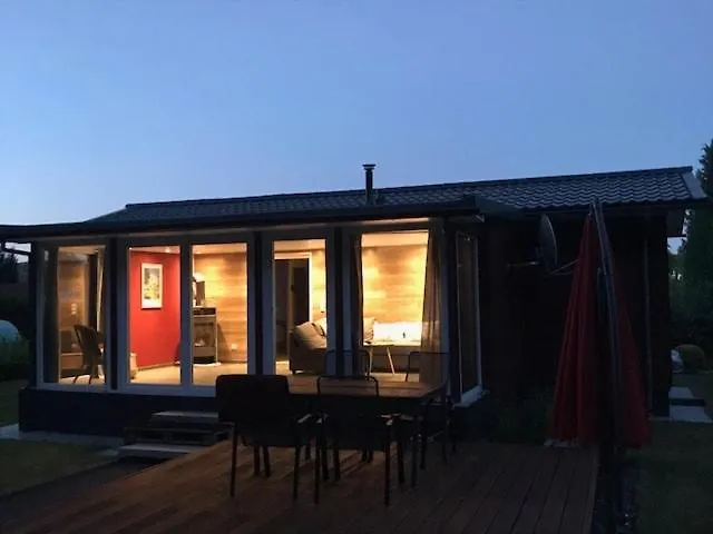 Feriehus Mit Sauna Und Grossem Garten, Hunde Willkommen Helferskirchen