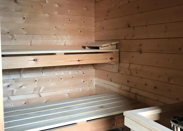 Mit Sauna Und Grossem Garten, Hunde Willkommen Feriehus